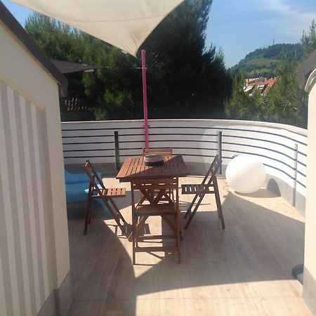 A Casa Di Lolu Bed & Breakfast Grottammare Luaran gambar