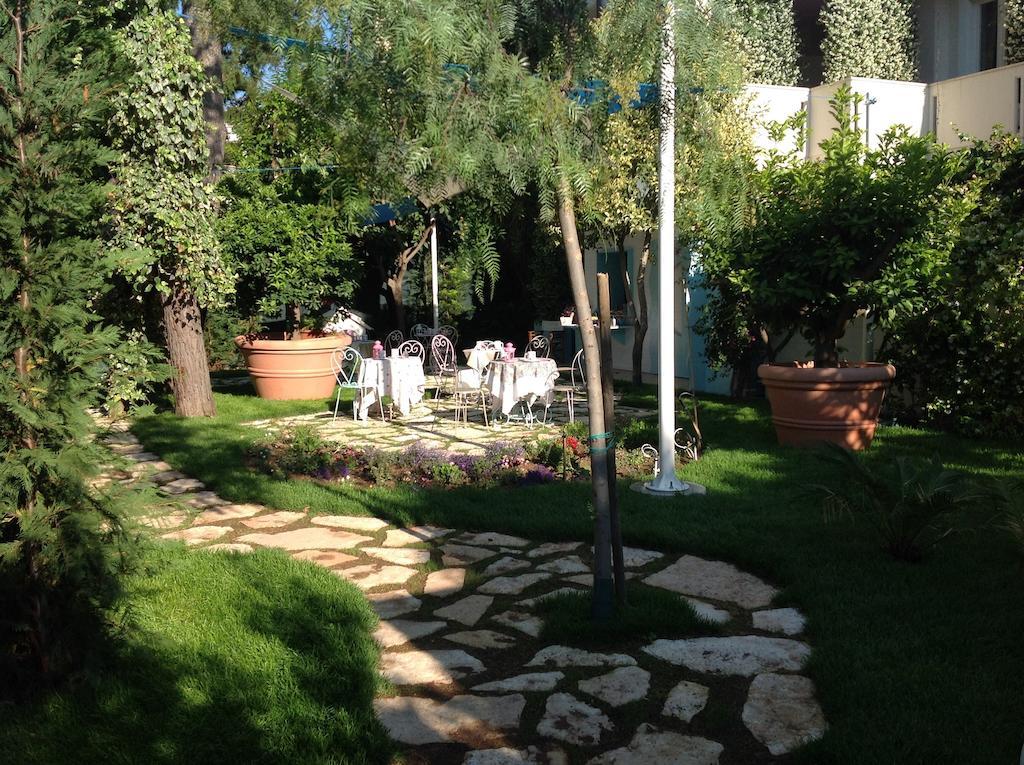 A Casa Di Lolu Bed & Breakfast Grottammare Luaran gambar